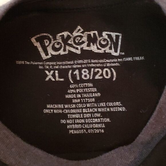 Pokemon Boys Tshirt size XL - Picture 3 of 4